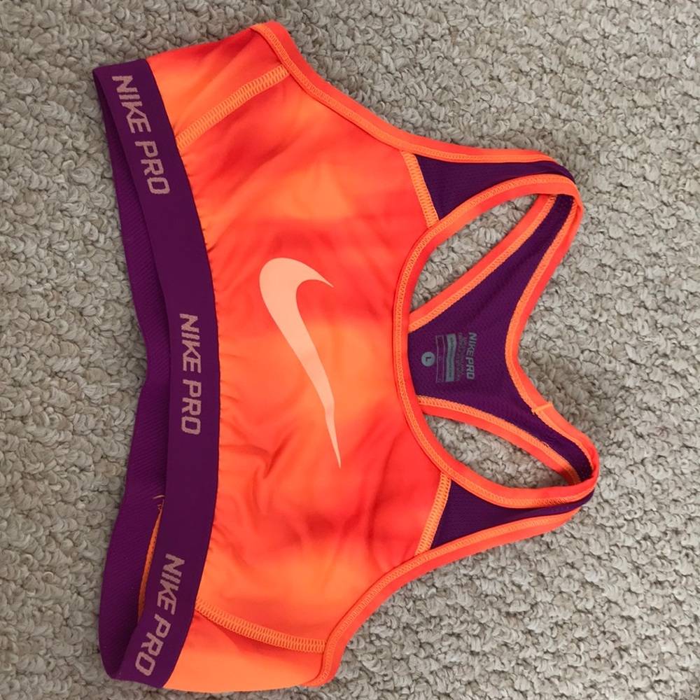 Nike sports bra